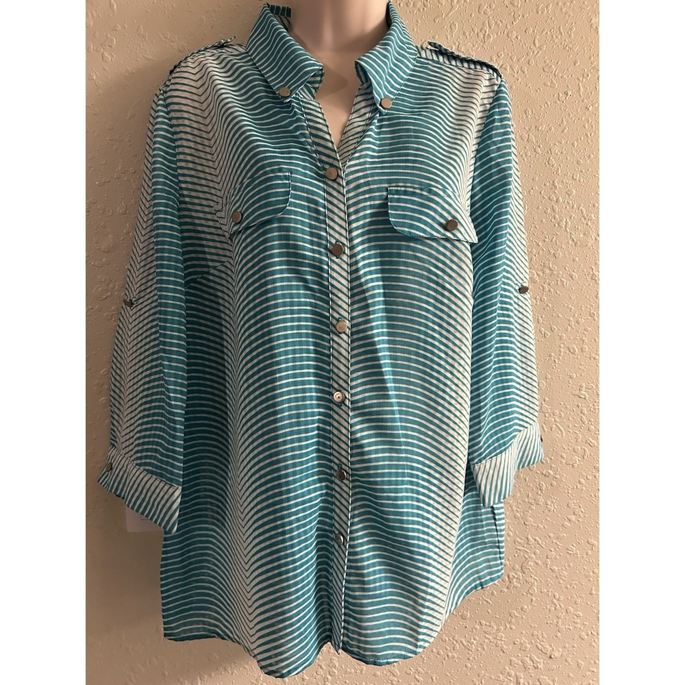 New Medium New York Collection Mesmerize Stripe Top #338*8